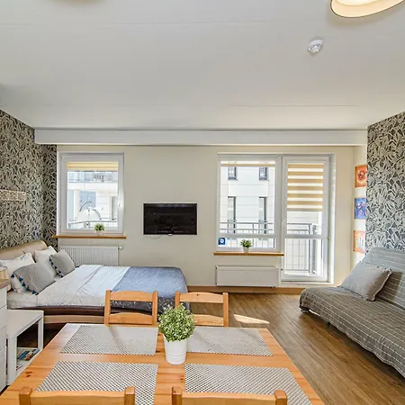 Near Ozas Shopping Mall By Urban Rent *