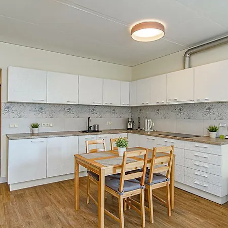 Near Ozas Shopping Mall By Urban Rent Apartamento