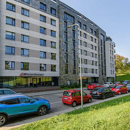 Near Ozas Shopping Mall By Urban Rent